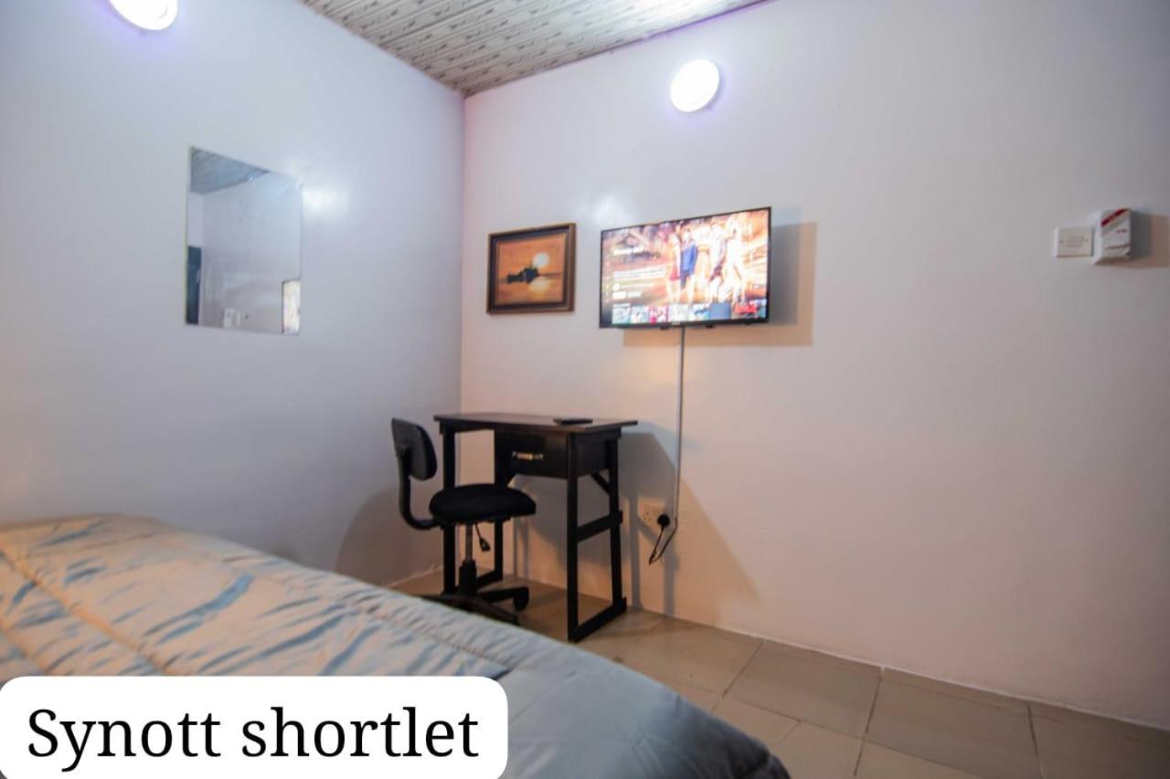 Synott Apartment Ikeja Exterior photo